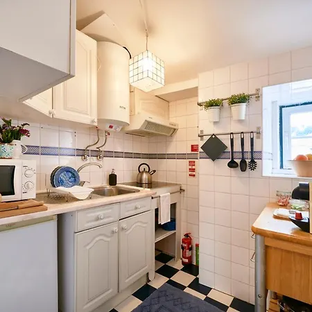 شقة Castle View At Heart By Timecooler *